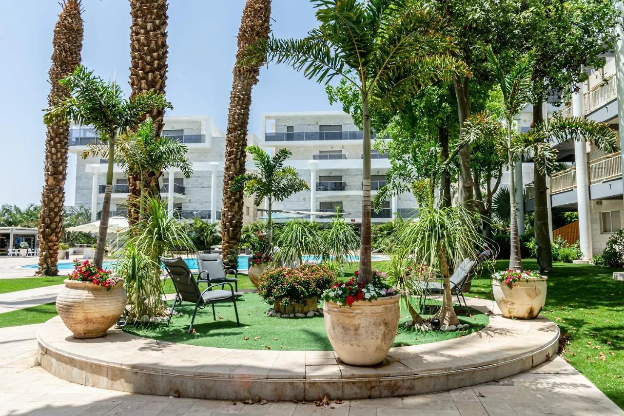 Appartamento דירת גן פונה לבריכה - Pool Garden View Eilat