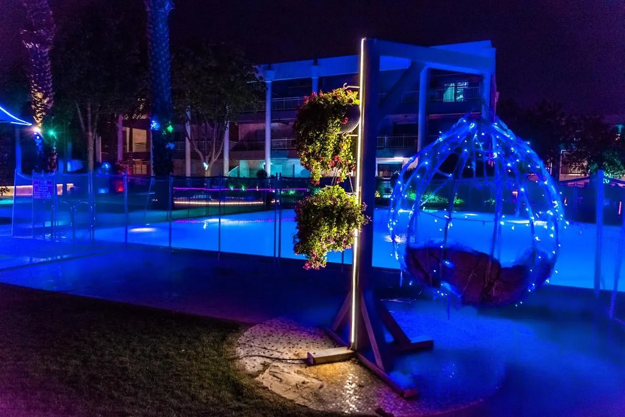 דירת גן פונה לבריכה - Pool Garden View Eilat Apartment