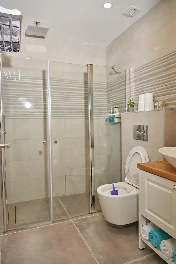 דירת גן פונה לבריכה - Pool Garden View Eilat Apartment Israel
